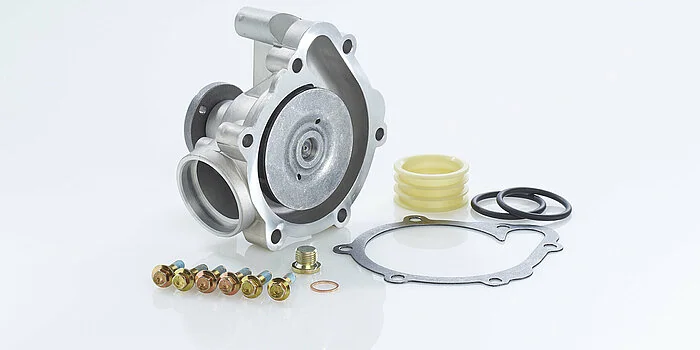 04259546 WATER PUMP DEUTZ TCD2012